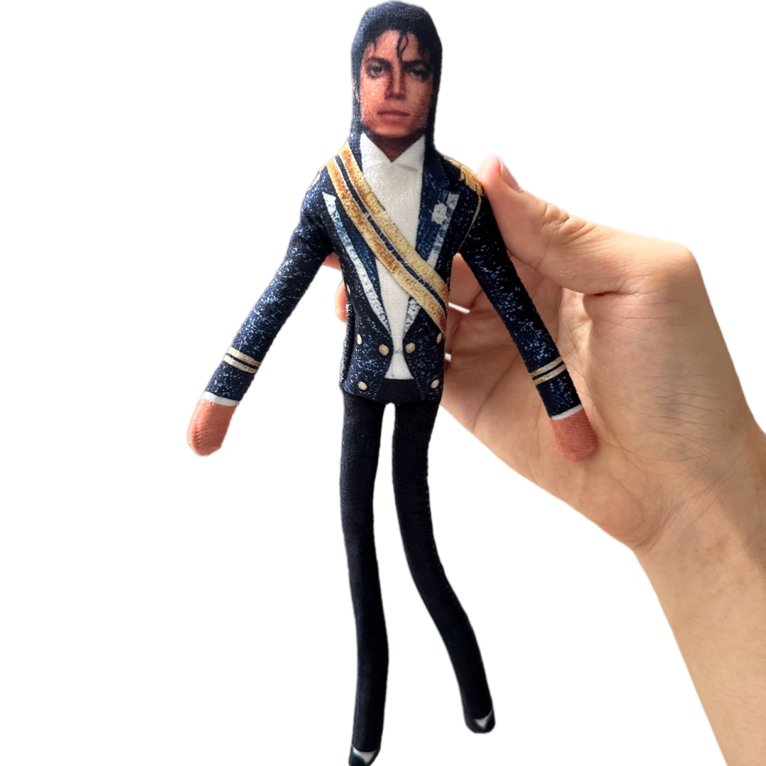 Muñeco de Peluche de Michael J - Plush Doll Anime reseña y precio