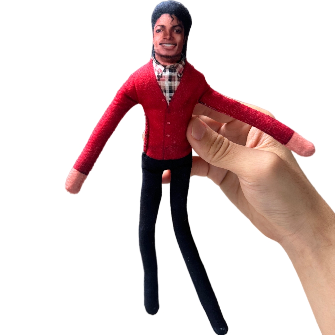 Muñeco de Peluche de Michael J - Plush Doll Anime reseña y precio